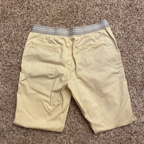 Uniqlo Ankle Pants - Picture 2 of 4